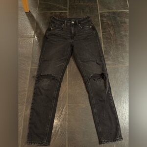 American Eagle Mom Jeans